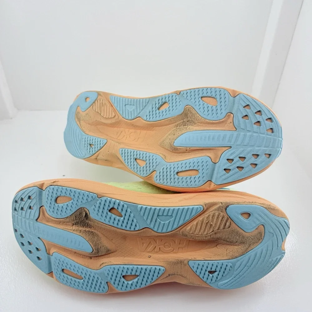 Hoka One One hoka skyflow